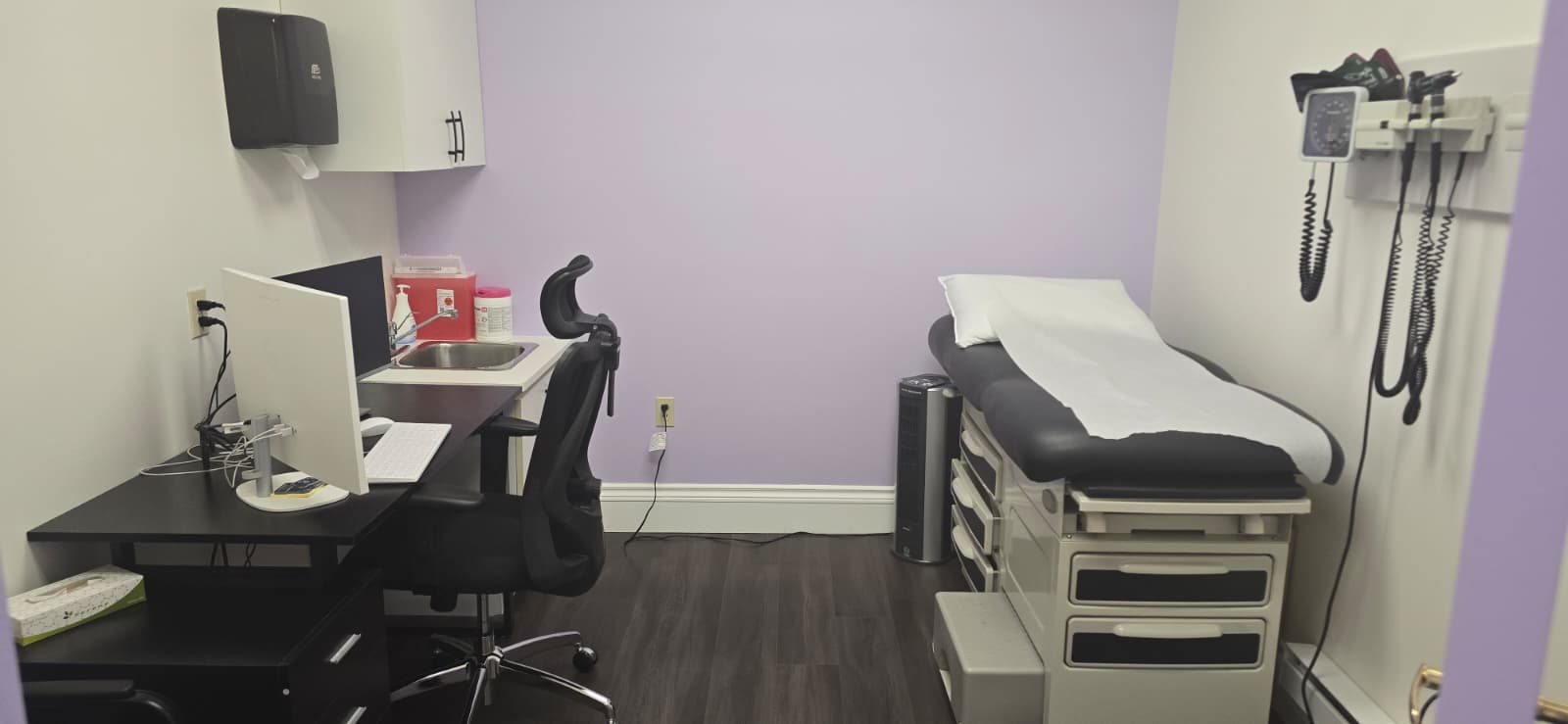 Modern Consulting Room 1